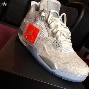 Deadstock lazer 4s